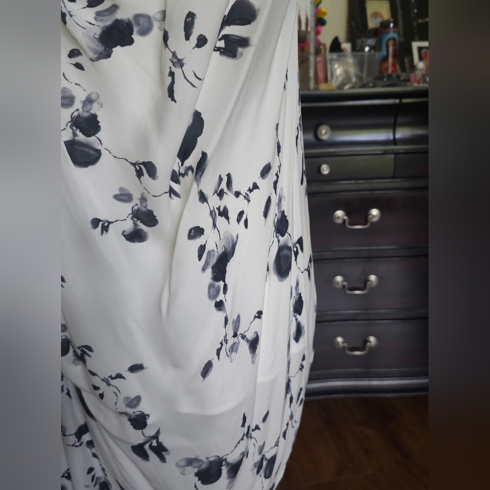 Haute Hippie Black and White Asymmetrical Top - Picture 2 of 3